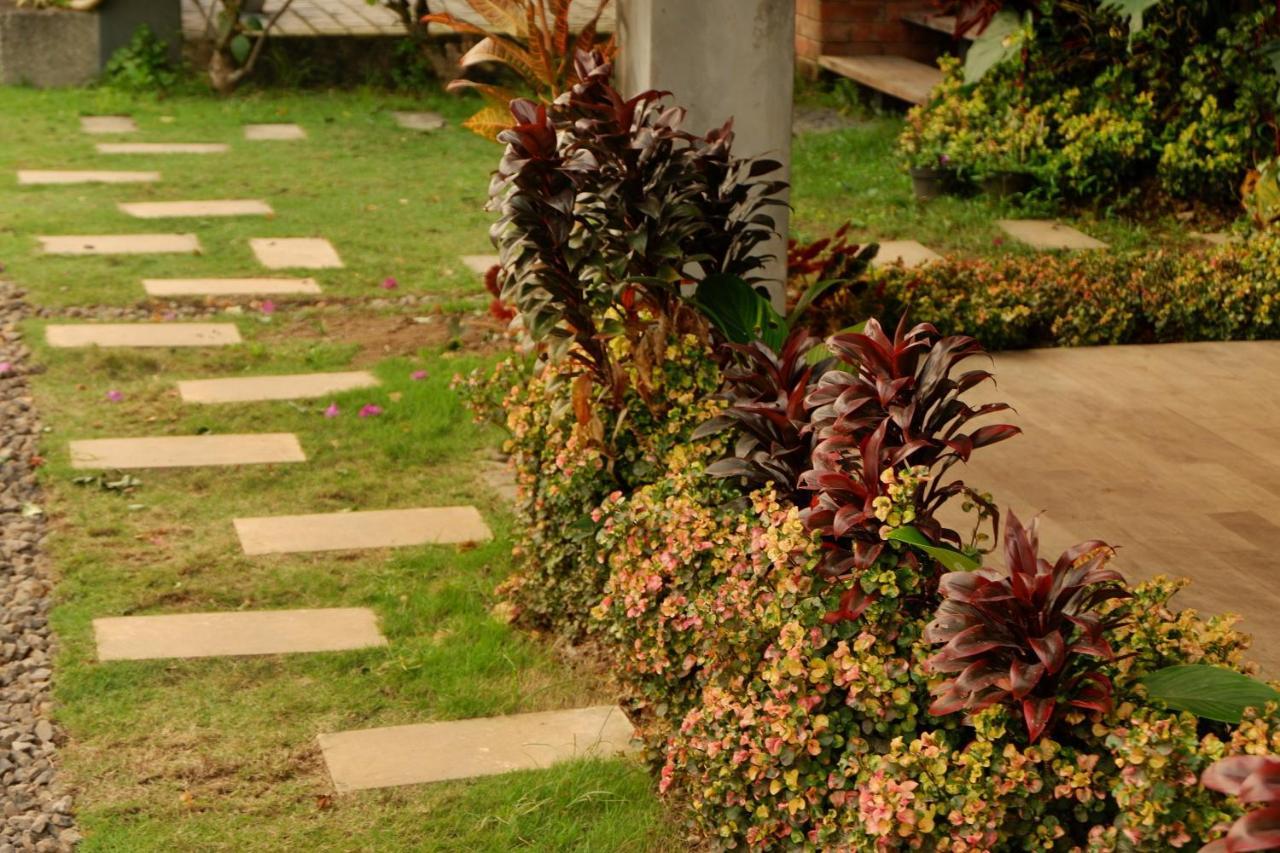 Rumah Bata Guest House Licin Exterior foto