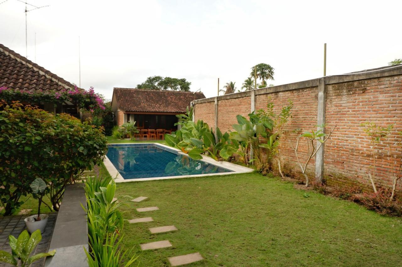 Rumah Bata Guest House Licin Exterior foto