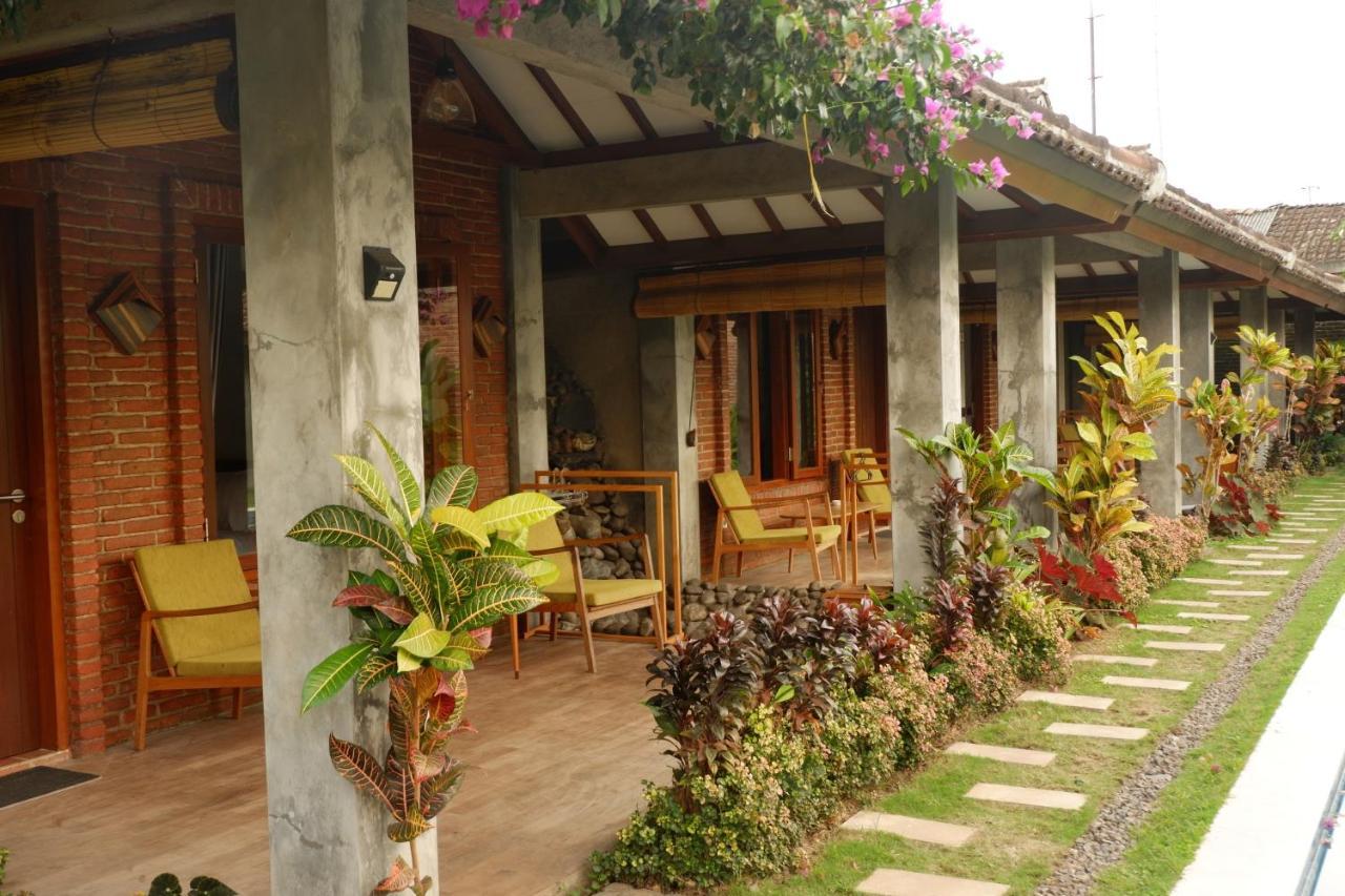 Rumah Bata Guest House Licin Exterior foto